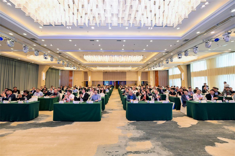QGM-k 2025eko Hormigoi Estatuko Industriaren Berrikuntza eta Garapenerako eta Hondakinen Birziklapen Teknologien Trukearen Konferentzia Birziklapena eta Hondakinen Baliabideen Truke Konferentzia. Industriaren eraldaketa berdearen bidea esploratzeko