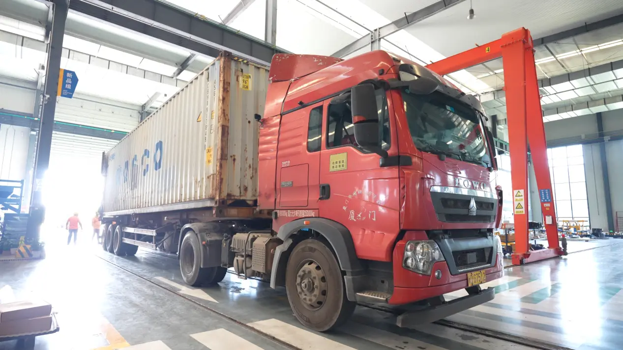 Proiektuaren bidalketa - Quangong Corporation-en ZN1000-2C ekoizpen-lerro guztiz automatizatua Asiako hego-ekialderantz abiatu da.